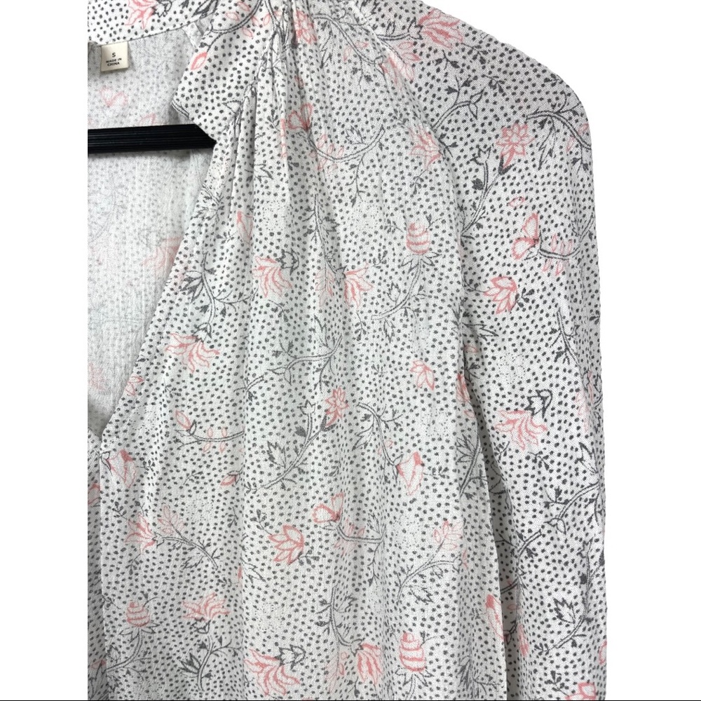 AG Adriano Goldschmied Floral V-Neck Blouse - Picture 3 of 6